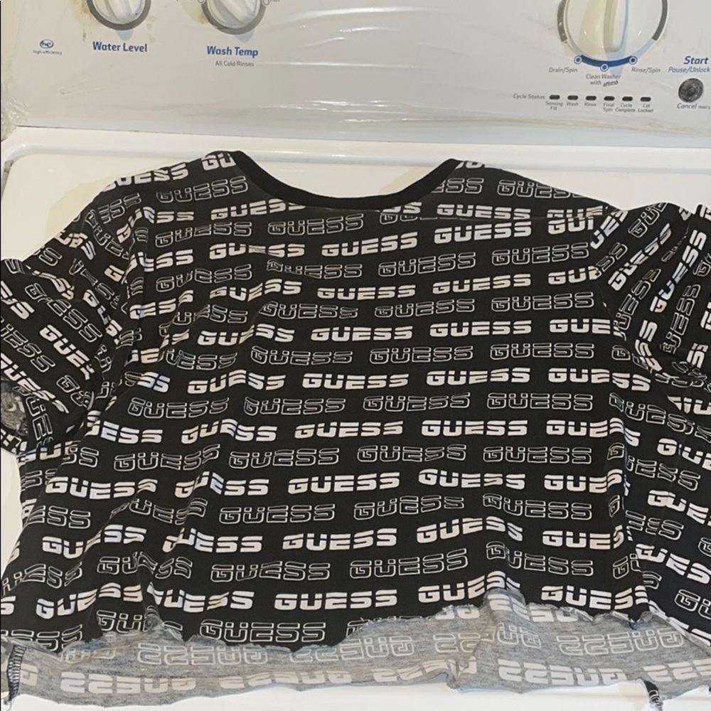 GUESS TOP CROP